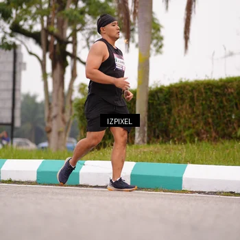 Runner Photo 7539099