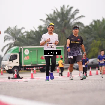 Runner Photo 7539100