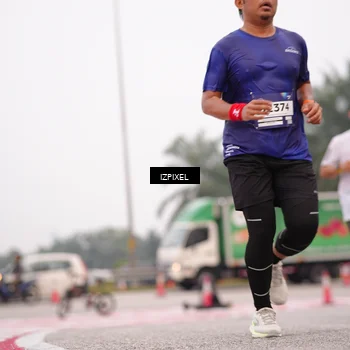 Runner Photo 7539101
