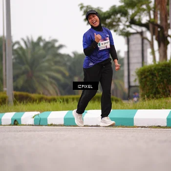 Runner Photo 7539111