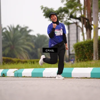 Runner Photo 7539113