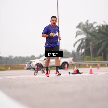 Runner Photo 7539132