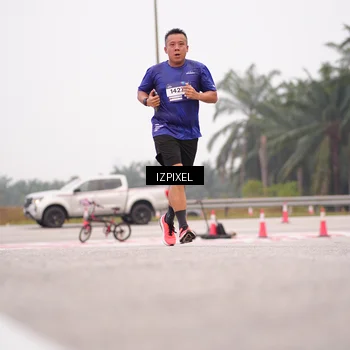 Runner Photo 7539133