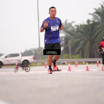 Runner Photo 7539137