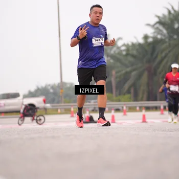 Runner Photo 7539139