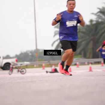 Runner Photo 7539140