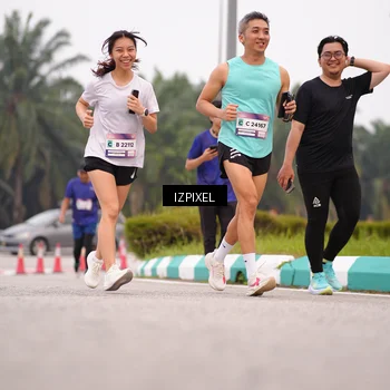 Runner Photo 7539186