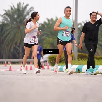 Runner Photo 7539188