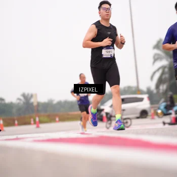 Runner Photo 7539213