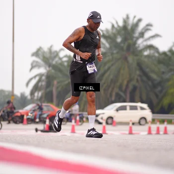 Runner Photo 7539276