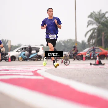 Runner Photo 7539285