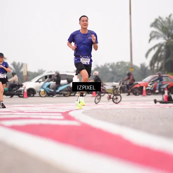 Runner Photo 7539287