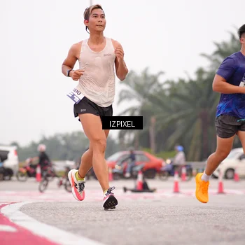 Runner Photo 7539308