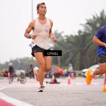 Runner Photo 7539309