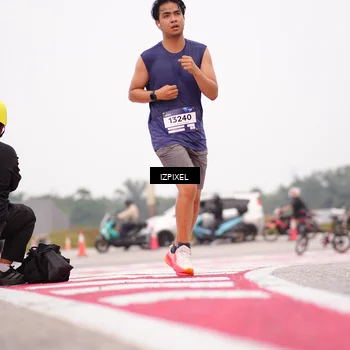 Runner Photo 7539369