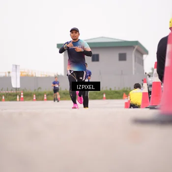 Runner Photo 7539376