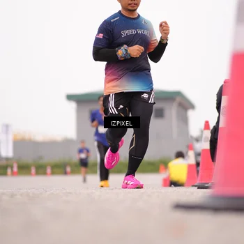 Runner Photo 7539391