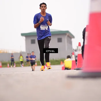 Runner Photo 7539396