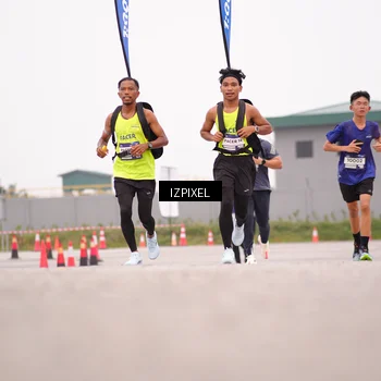 Runner Photo 7539418