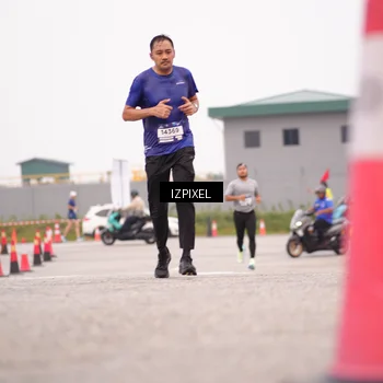Runner Photo 7539428