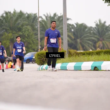 Runner Photo 7539459