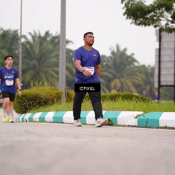 Runner Photo 7539462