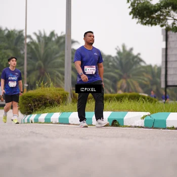 Runner Photo 7539464