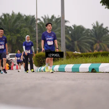 Runner Photo 7539467