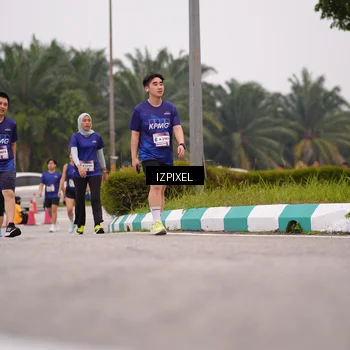 Runner Photo 7539468