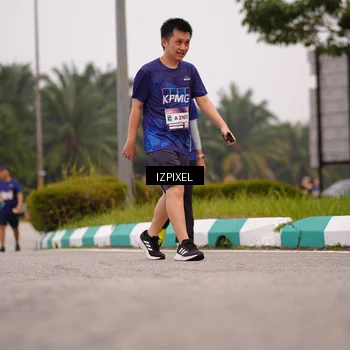 Runner Photo 7539471