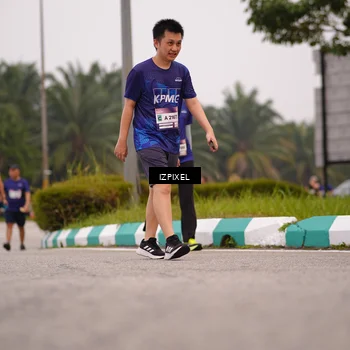 Runner Photo 7539472
