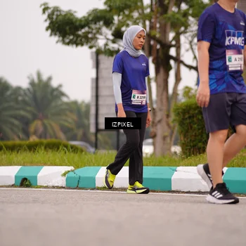 Runner Photo 7539477