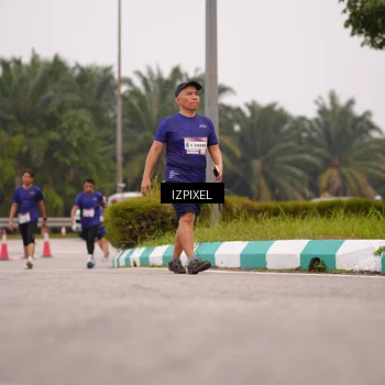 Runner Photo 7539499