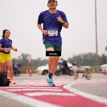 Runner Photo 7539502