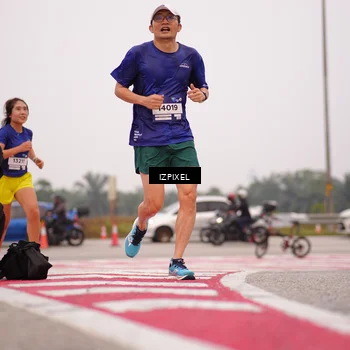 Runner Photo 7539503