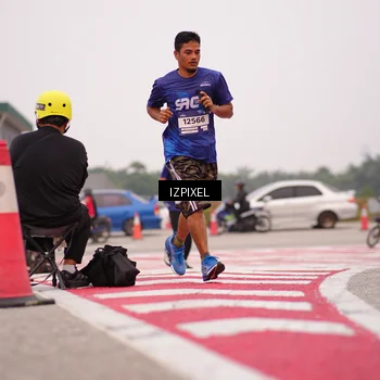 Runner Photo 7539528