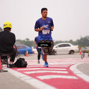 Runner Photo 7539531