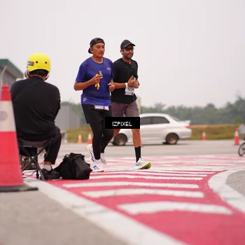 Runner Photo 7539538