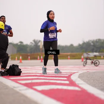 Runner Photo 7539554