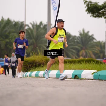 Runner Photo 7539573