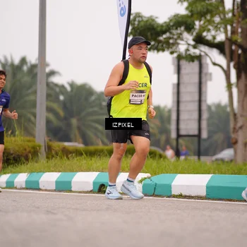Runner Photo 7539575