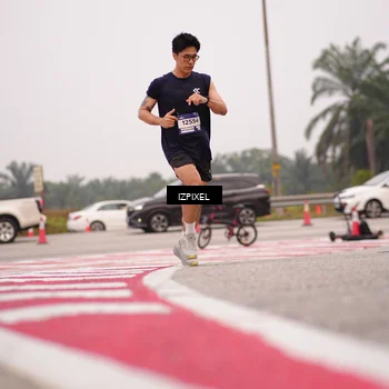 Runner Photo 7539586