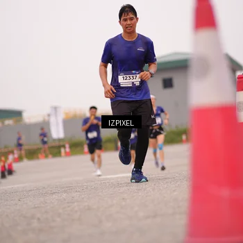 Runner Photo 7539607