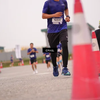 Runner Photo 7539613