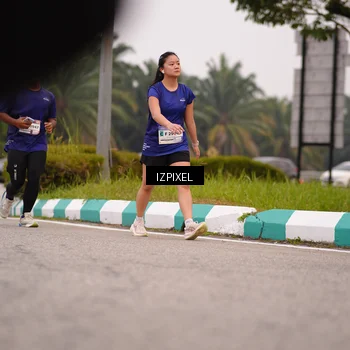 Runner Photo 7539614