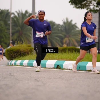 Runner Photo 7539615