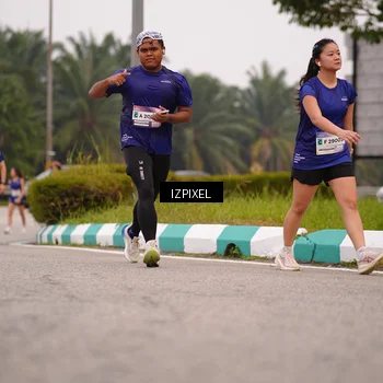 Runner Photo 7539621