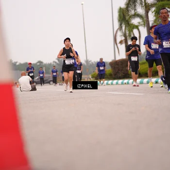 Runner Photo 7539667