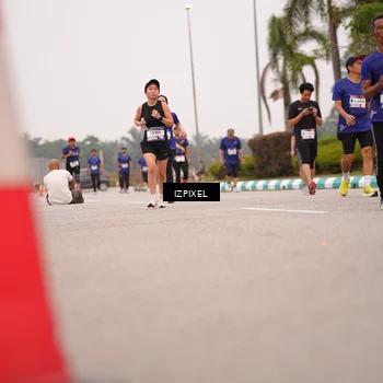 Runner Photo 7539668