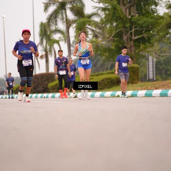 Runner Photo 7539705